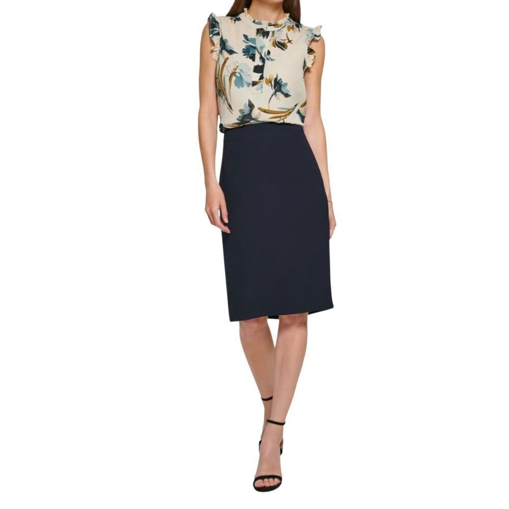 DKNY Knee Length Pencil Skirt, 0. NWT office, business #carolynbissetkennedy